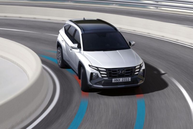 Listrik & Bensin: Rahasia Mobil Hybrid Irit?