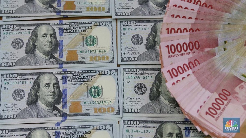 Rupiah Terkapar! Dolar AS Makin Beringas, Ada Apa? 1 Rupiah Terkapar! Dolar AS Makin Beringas, Ada Apa?