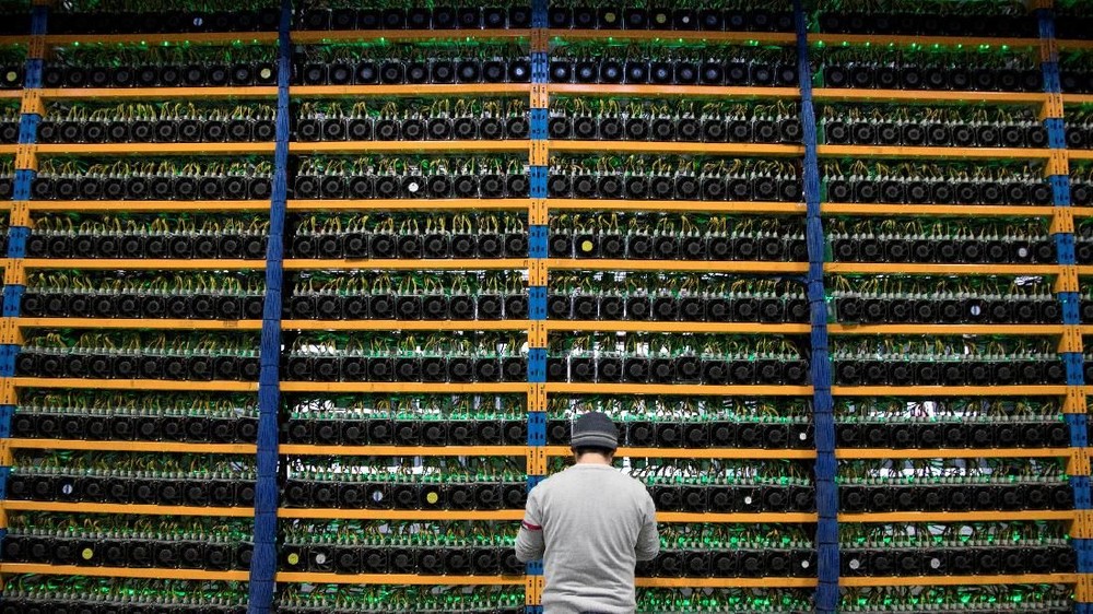 Bitcoin Loyo? Siap-Siap Terbang Tinggi Akhir Tahun!