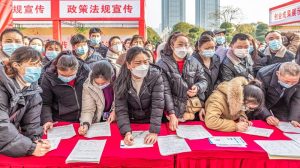 Lulusan Nganggur! China Hadapi Krisis 'Ekor Busuk'?