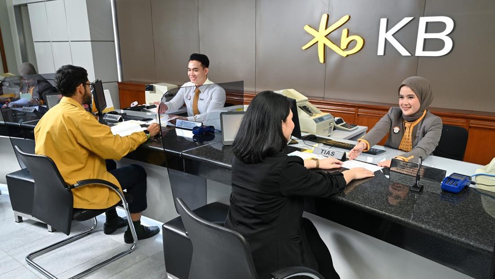 KB Bank Cetak Laba! Kredit Melesat Double Digit!