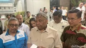 Wamenaker Ungkap Hasil Mediasi Pegawai Indomaret dengan Manajemen, Apa yang Terjadi?