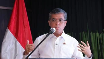 Potongan Aplikator Ojol 8%: Menaker Ungkap Jadwal Berlaku dan Dampaknya