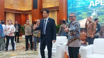Purbaya Klaim Defisit APBN Terkendali Rp 180 T: Jangan Dibilang Ugal-ugalan! – Fakta dan Analisis Terbaru