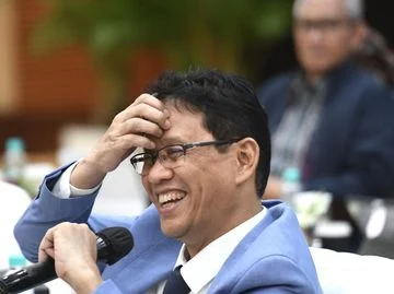 Purbaya Tertawakan Kabar Dirinya Mundur Jadi Menkeu, Buktikan Kepemimpinan di Tengah Krisis Kredit