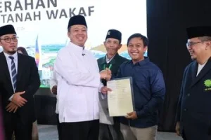 Tanah Wakaf Rentan Sengketa: Nusron Ajak Masyarakat Segera Urus Sertipikat untuk Lindungi Aset Umat